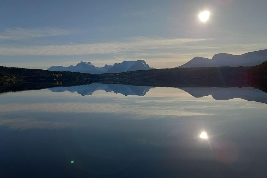 Koselig Og Moderne Leilighet, Meget Sentralt I Narvik Med Gratis Parkering! 외부 사진
