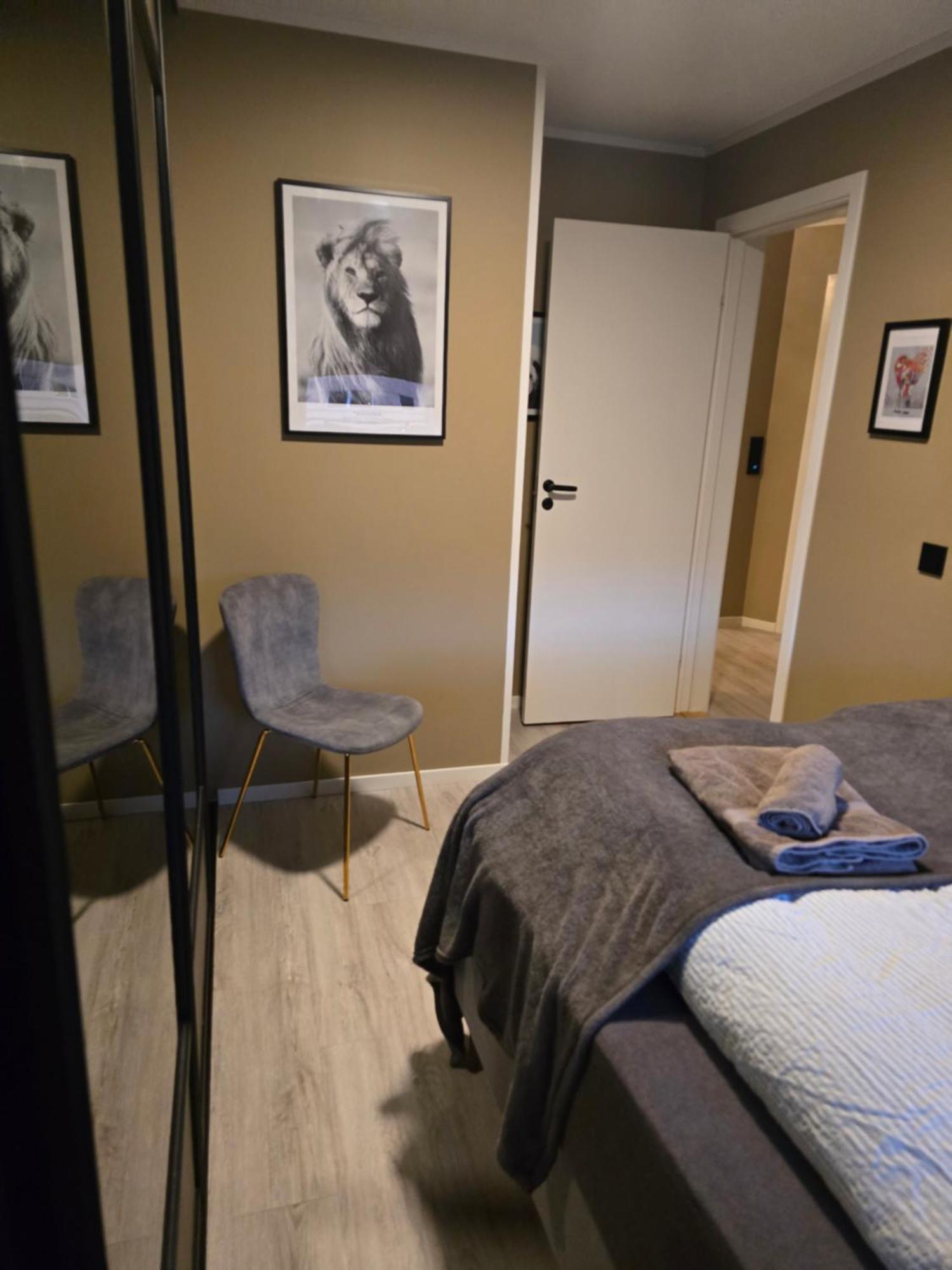 Koselig Og Moderne Leilighet, Meget Sentralt I Narvik Med Gratis Parkering! 외부 사진