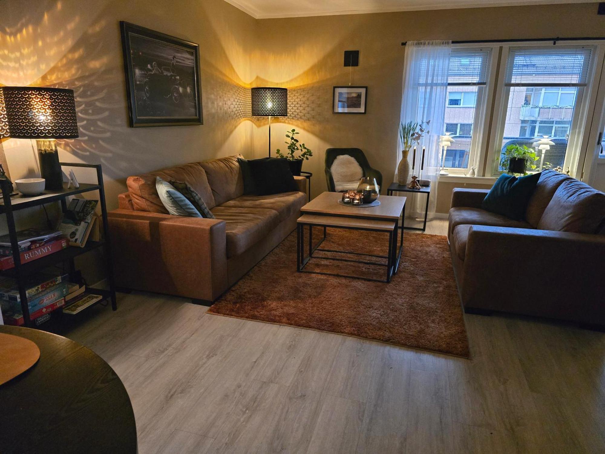 Koselig Og Moderne Leilighet, Meget Sentralt I Narvik Med Gratis Parkering! 외부 사진